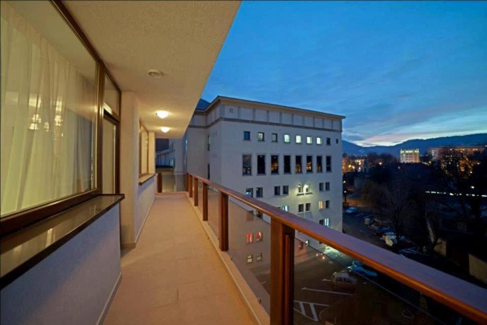 בראשוב Apart Hotel Vlad Tepes מראה חיצוני תמונה