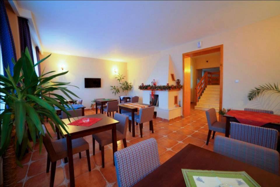 בראשוב Apart Hotel Vlad Tepes מראה חיצוני תמונה