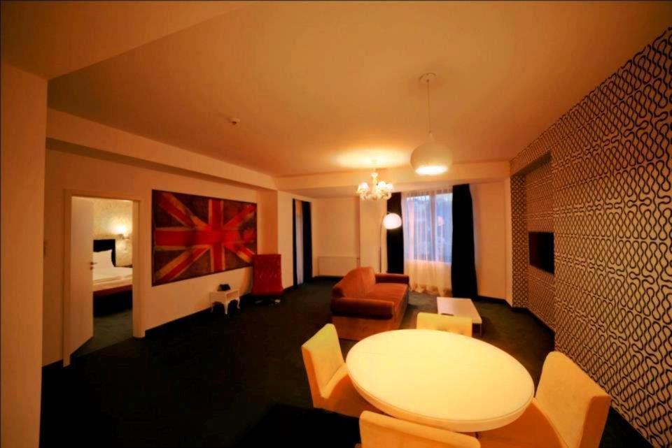 בראשוב Apart Hotel Vlad Tepes מראה חיצוני תמונה